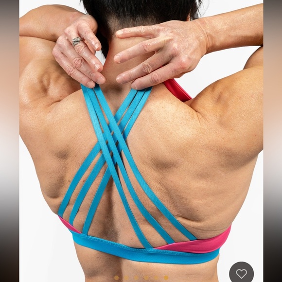 [Flag Nor Fail] NWT VIVID SPORTS BRA - FUCHSIA - Picture 3 of 5